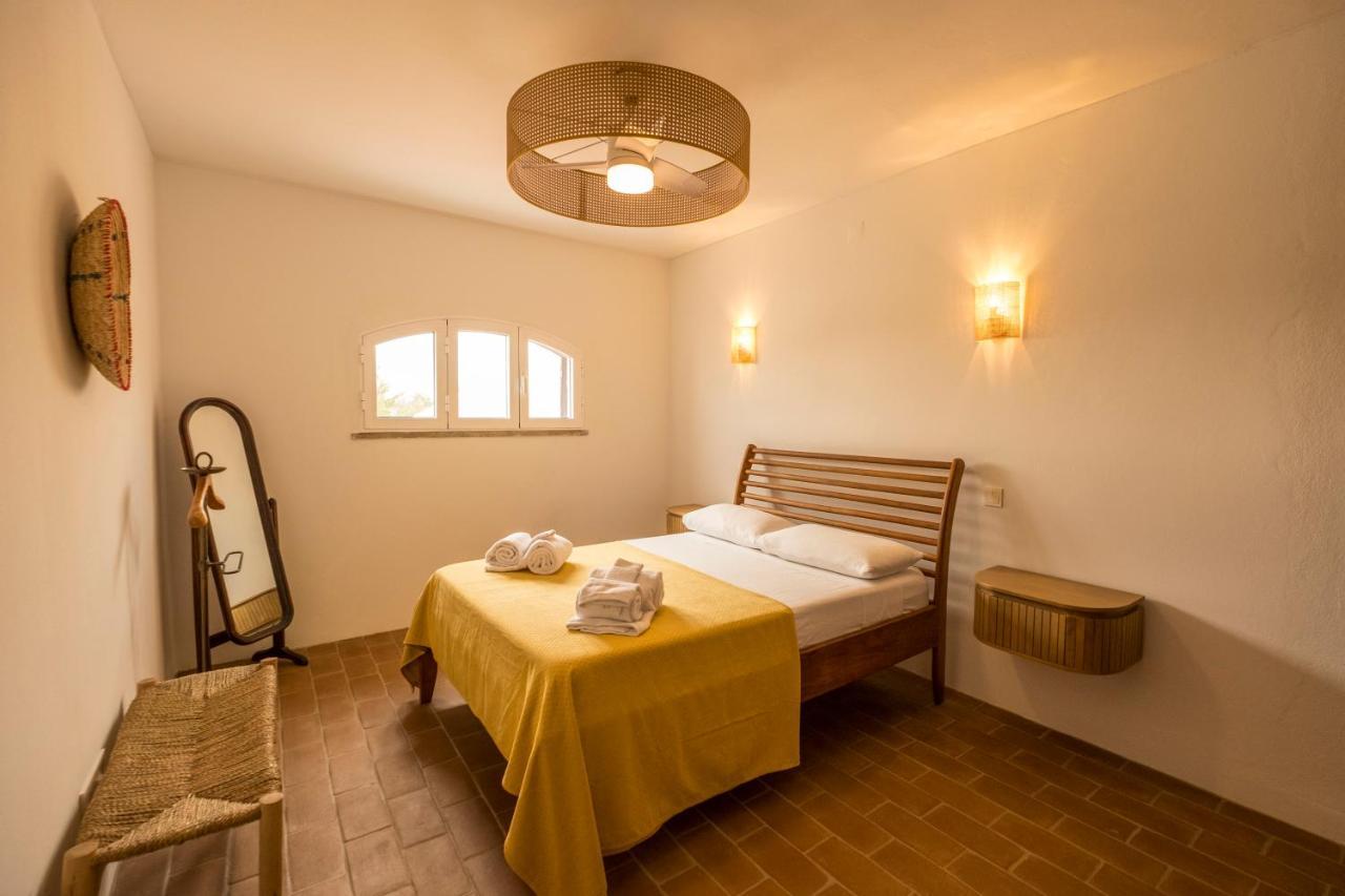 Cozy Beach Apartment W/ Sea View, Free Parking & Ac Carvoeiro  Exterior photo