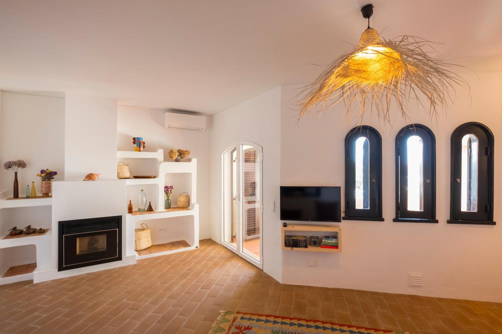 Cozy Beach Apartment W/ Sea View, Free Parking & Ac Carvoeiro  Exterior photo
